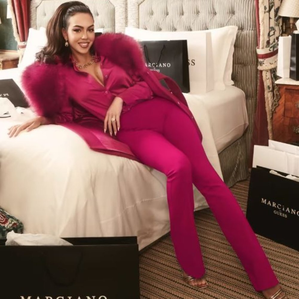 Marciano Viva Dark Pink Elegant Silk Blouse Size S 93% Silk / 7% Spandex